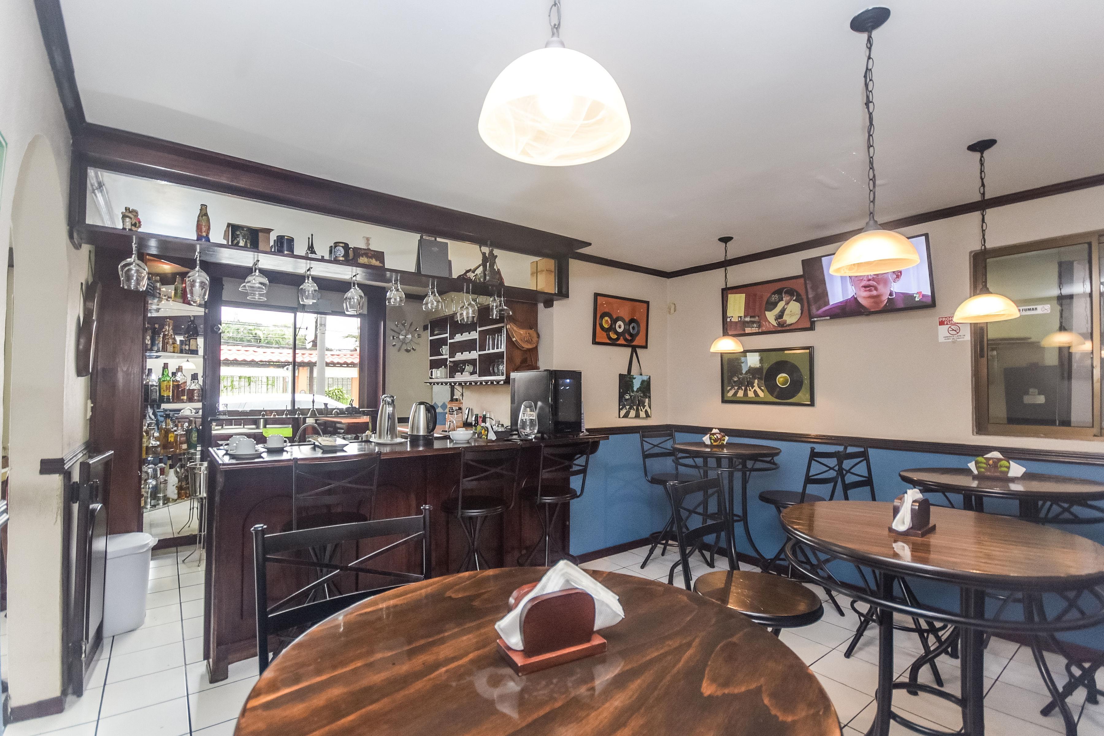 Berlor Airport Inn Rio Segundo Luaran gambar