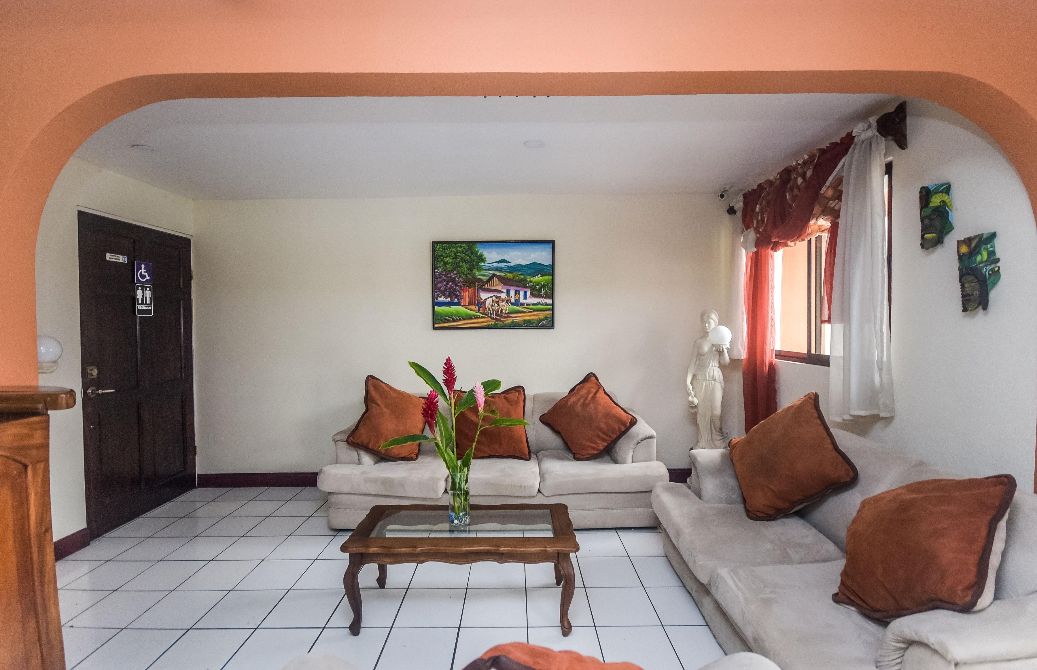 Berlor Airport Inn Rio Segundo Luaran gambar